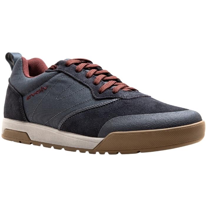Evolv Rebel Men Approach Shoe