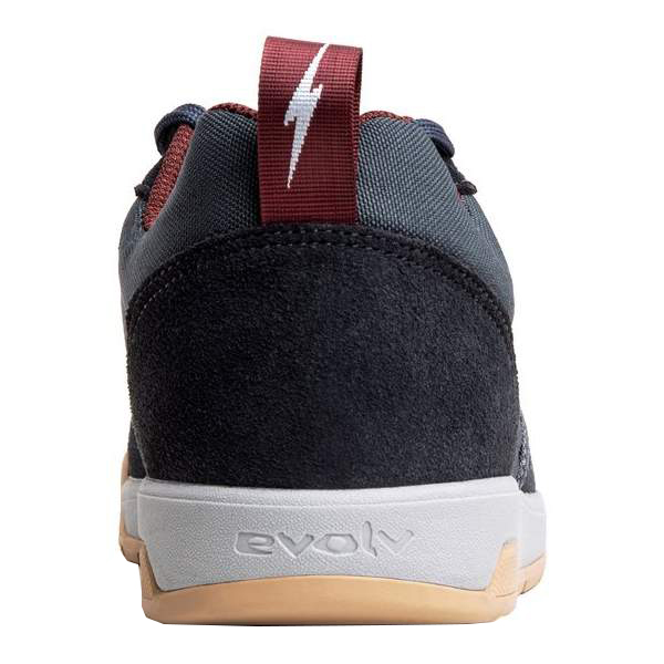 Evolv Rebel Women Approach Shoe