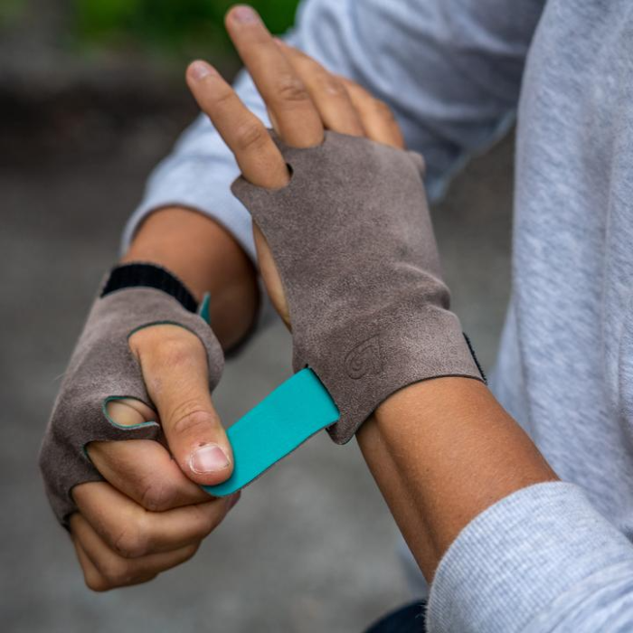 G7 Hand Jam Crack Gloves