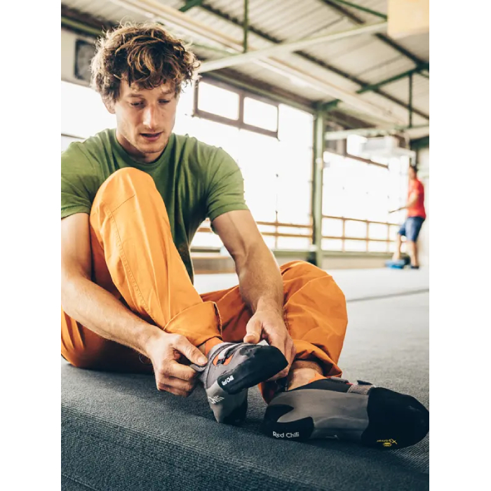 Red Chili Voltage LV Climbing Shoe