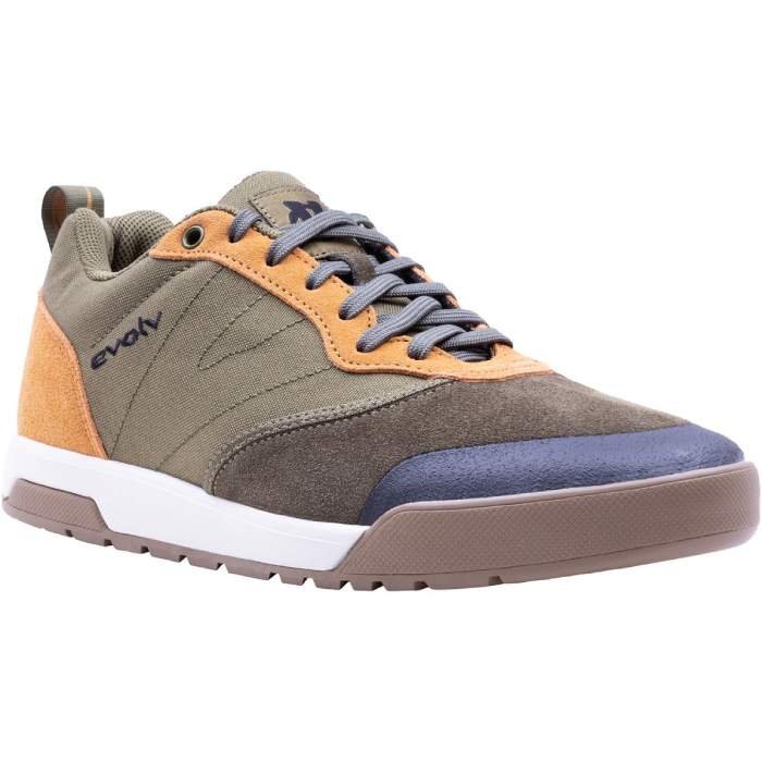 Evolv Rebel Approach Shoe