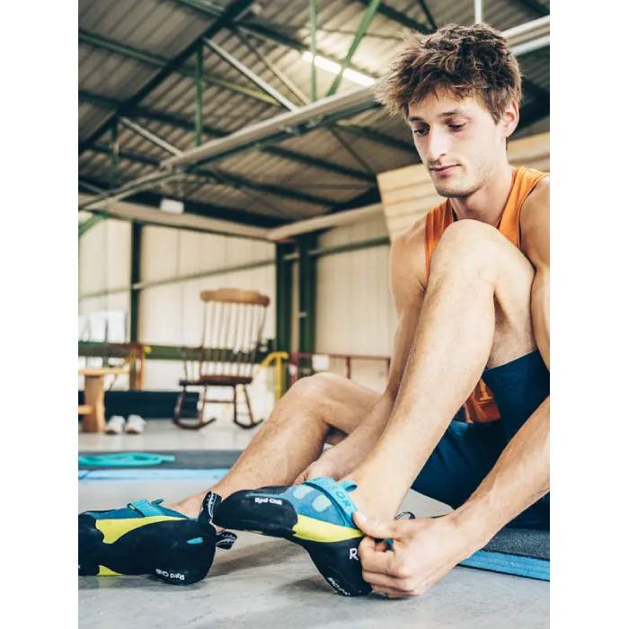 Red Chili Sensor Climbing Shoe