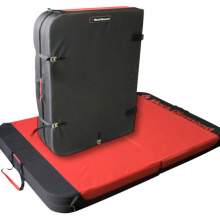 Black Diamond Mondo Crash Pad Closed and Open Form